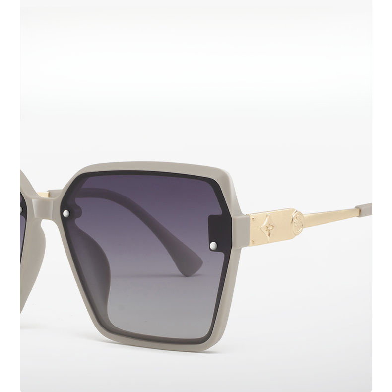 Sunglasses with the Box, S25 20 21 22 23