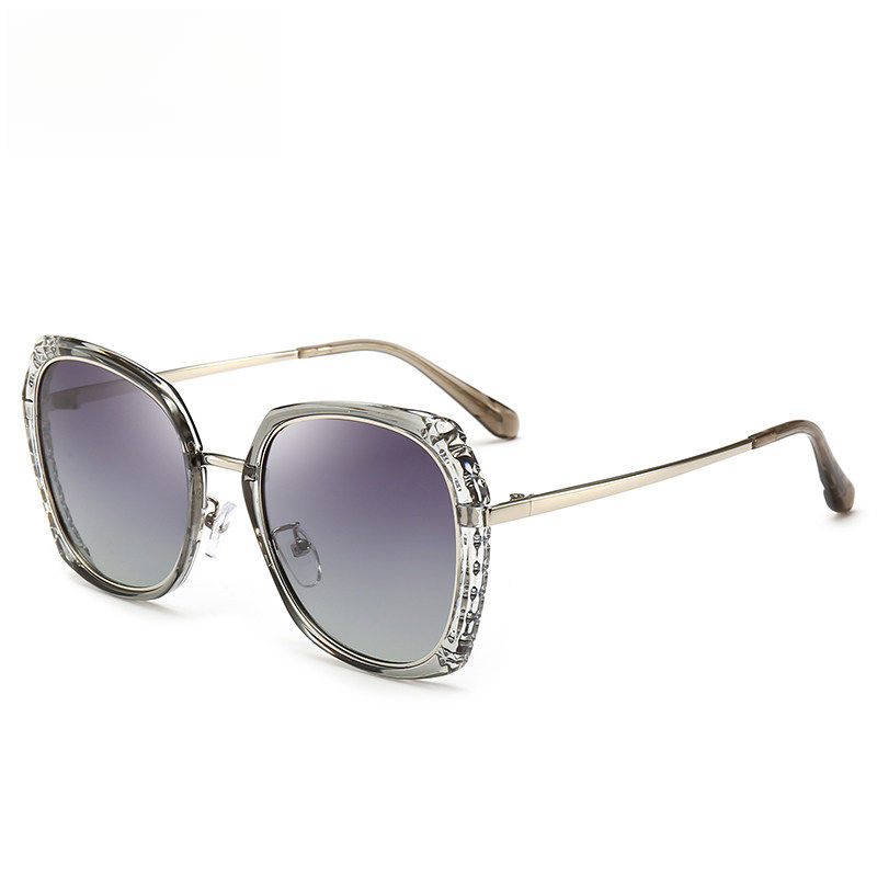 Sunglasses with the Box, S26 9 10