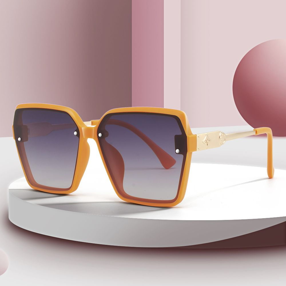 Sunglasses with the Box, S25 20 21 22 23